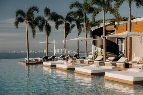 Rooftop pool