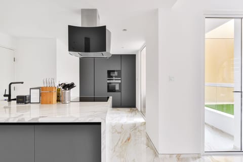 Luxury Apartment, 1 Bedroom, Balcony | Private kitchen | Full-size fridge, microwave, oven, stovetop