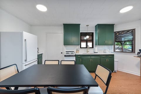 Bfaca34c 9c0d 49e0 9a2c 11e0ece38a37