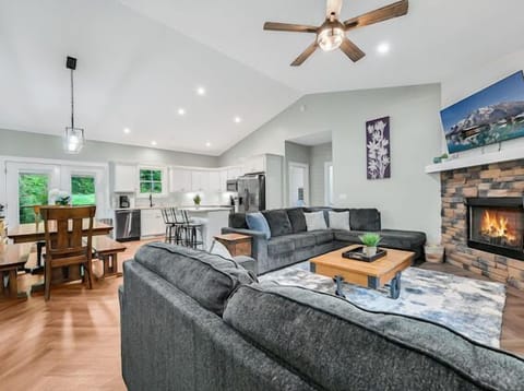 Living room, dining area, kitchen 