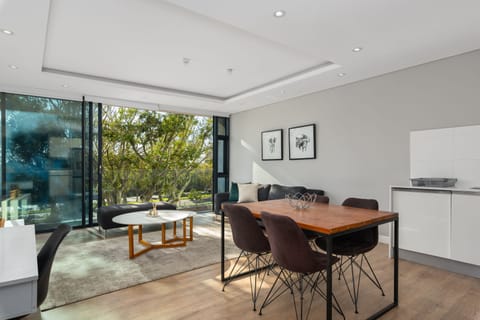 Classic Apartment | Living area | Flat-screen TV, streaming services