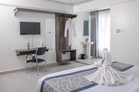 Deluxe Single Room | Desk, laptop workspace, free WiFi, bed sheets