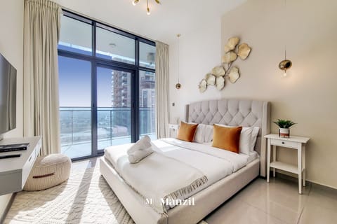 Luxury Apartment | 3 bedrooms, in-room safe, iron/ironing board, free WiFi