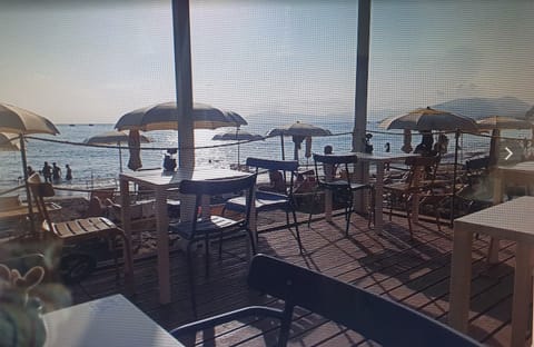 Beach bar
