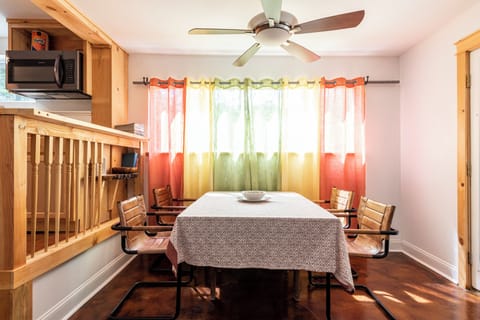 Lower level — Dining Area