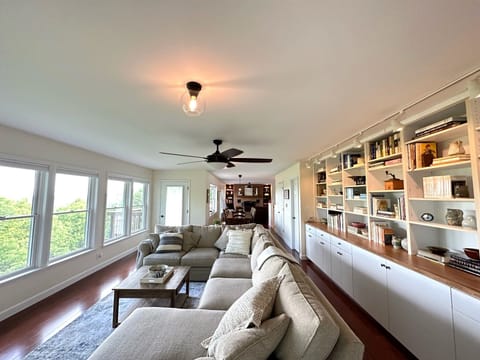 Abundance Stays Rental | Living Room