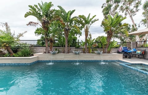 Beautiful pool views! 