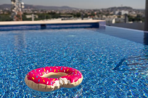 Outdoor pool, sun loungers