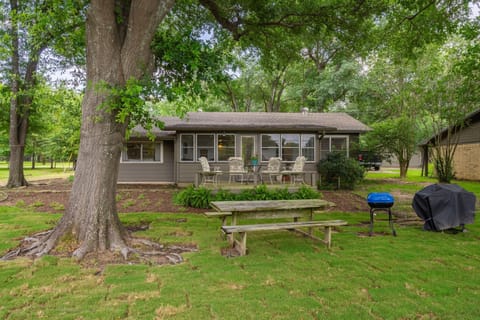 Lakeside yard and deck