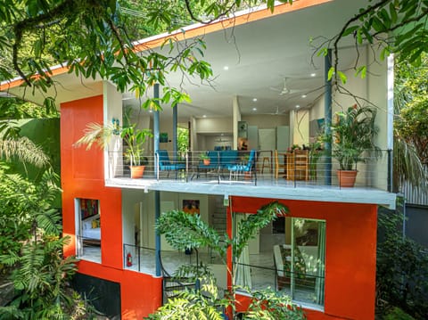 La Casa Roja