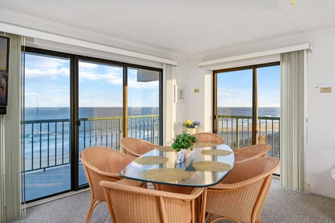 Welcome to Summer Beach 601!