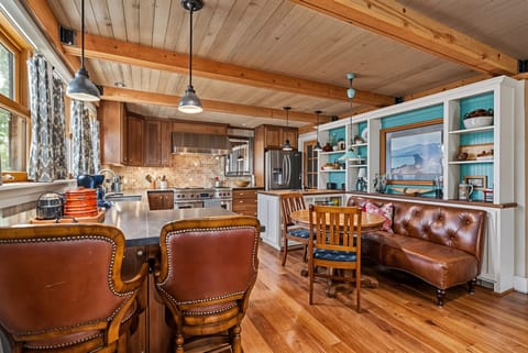 Indoors, Hardwood, Floor, Flooring, Furniture