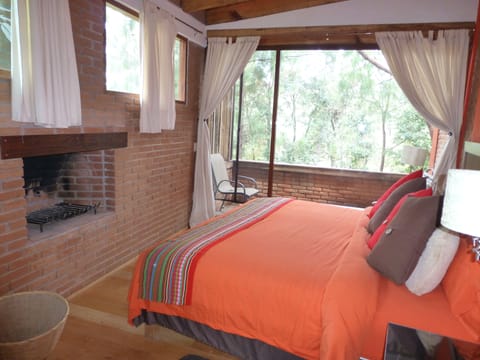 Egyptian cotton sheets, premium bedding, down comforters