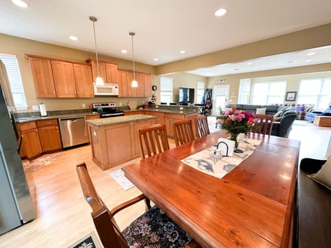 Open Floor Plan Dining