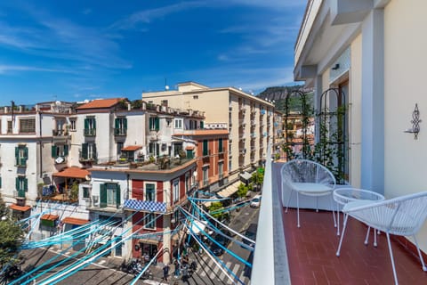 Superior Room | City view