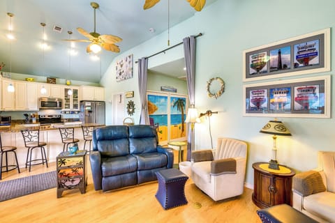 Crystal Beach Vacation Rental | 2BR | 2BA | Stairs to Enter | 1,200 Sq Ft
