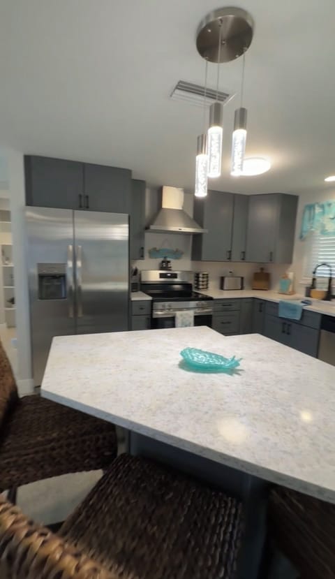 Fully equipped kitchen