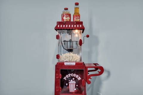 popcorn machine