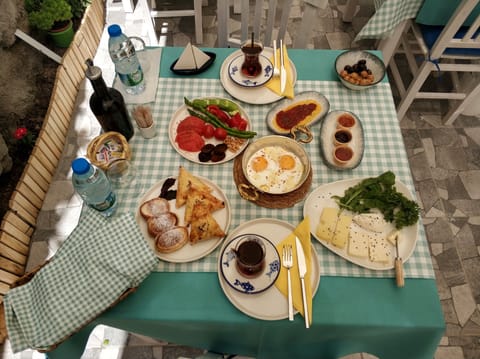 Free daily local cuisine breakfast