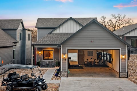 Welcome to The Roberta - golf cart, home gym, sauna, and boat slip included in the dream vacation rental!