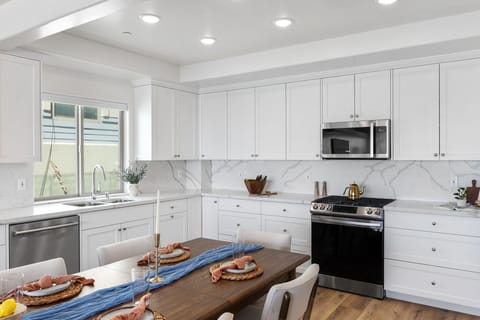 833-S-Pacific-St-Pixer-Pros-San-Diego-Real-Estate-Photography-102