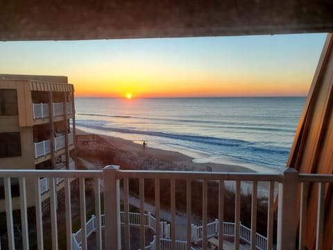 Have Coffee/Tea with the sunrise