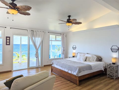 Private Master Suite on 2nd Floor-Deck, Private Full Bath,Closet, Washer & Dryer
