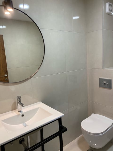 Standard Double Room | Bathroom | Shower, hair dryer, bathrobes, towels