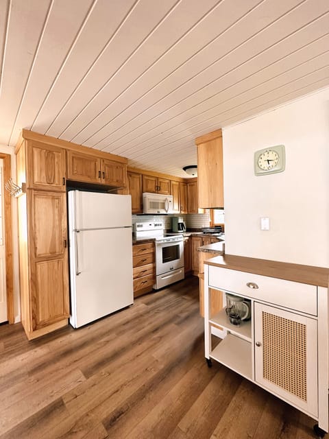 Kitchen Island rolling cart for your serving needs