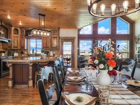 Host a holiday feast, or a casual meal, either way we've got everything you need