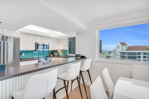 Additional Seating at our Kitchen Bar Area