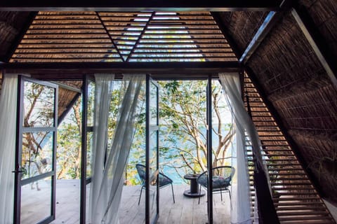 AMARU | Lake view
