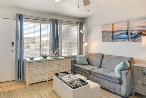 Daytona Beach Vacation Rental | Studio | 1BA | 350 Sq Ft | Step-Free Access