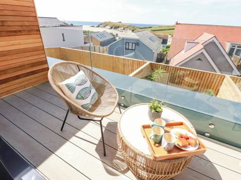 Cottage | Outdoor dining
