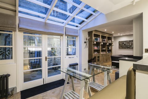 House | 1 bedroom