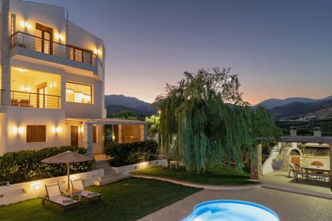 House | 4 bedrooms, soundproofing