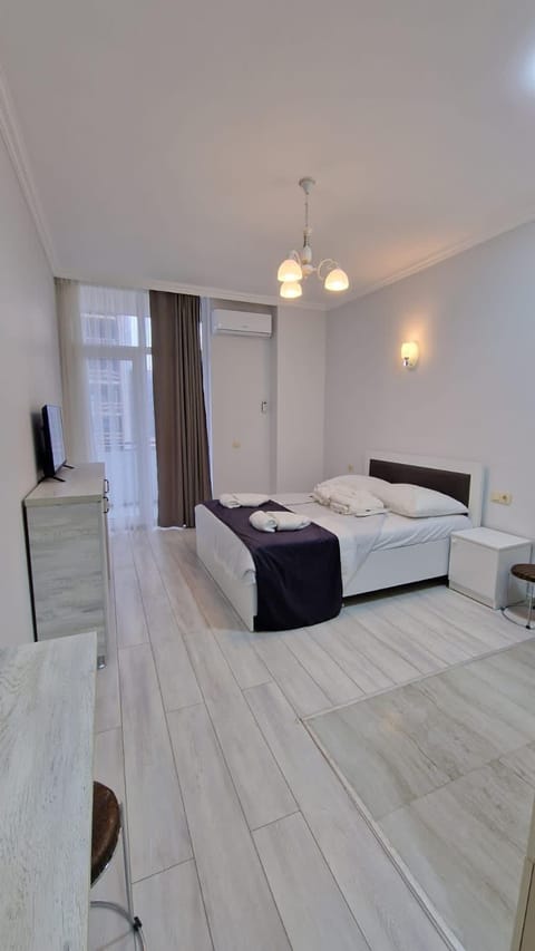 Standard Studio | Soundproofing, free WiFi, bed sheets
