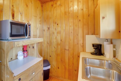 House (1 Bedroom) | Interior