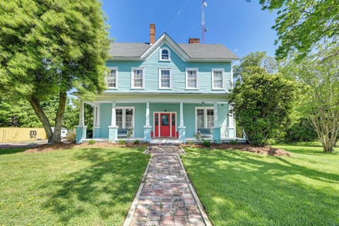 House (4 Bedrooms) | Front of property