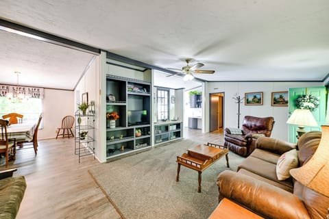 House (3 Bedrooms) | Interior