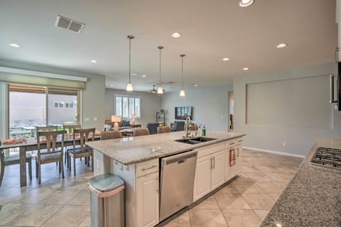 House (3 Bedrooms) | Interior