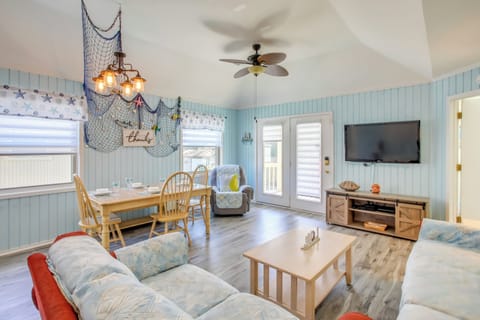 Cottage (2 Bedrooms) | Front of property
