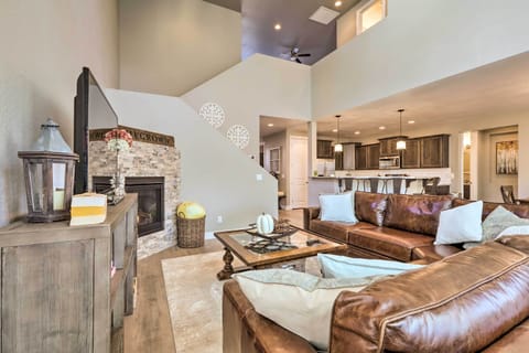 House (4 Bedrooms) | Front of property