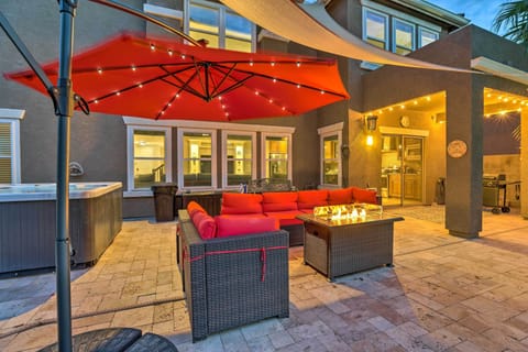 House (5 Bedrooms) | Interior