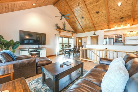 House (4 Bedrooms) | Front of property