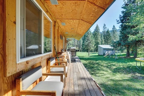 House (2 Bedrooms) | Interior