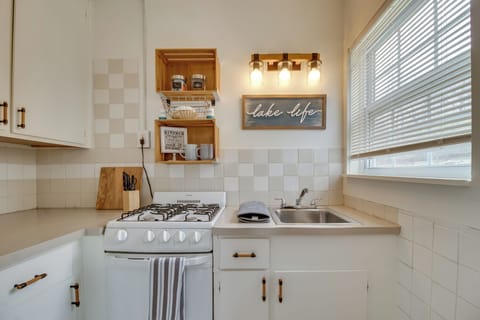 House (1 Bedroom) | Interior