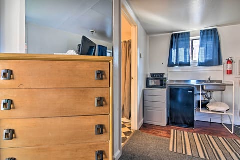Apartment (0 Bedroom) | Interior