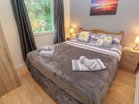 2 bedrooms, individually decorated, individually furnished, free WiFi