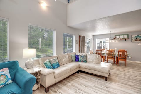 House (5 Bedrooms) | Interior
